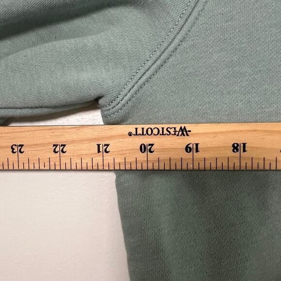 Carhartt Women's Relaxed Fit Midweight Logo Sleeve Graphic Sweatshirt Sz M - Picture 10 of 13